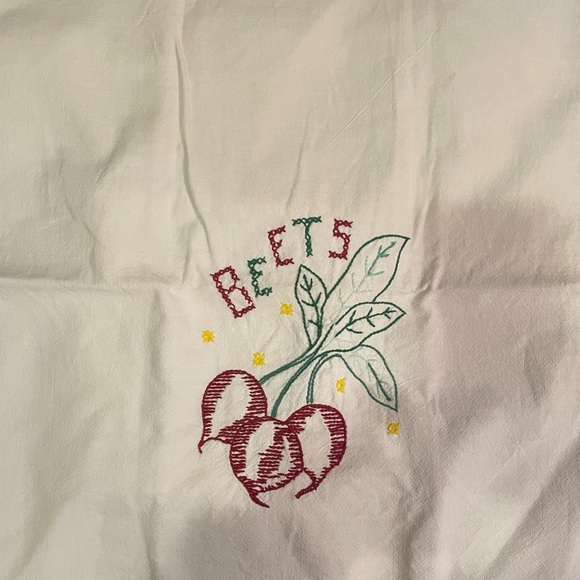 Set of 3 vintage embroidered tea towels - Picture 2 of 7